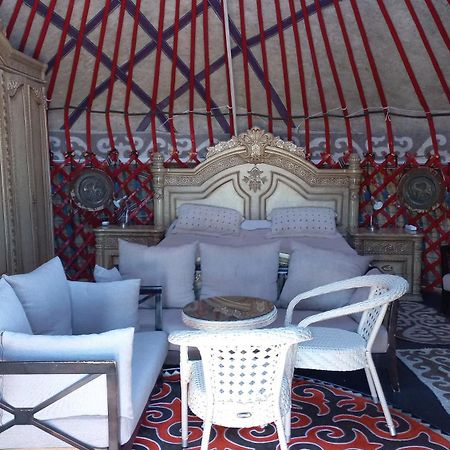 Ak-Tengir Yurt Resort Tossor Bagian luar foto