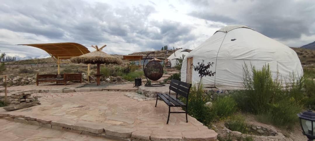 Ak-Tengir Yurt Resort Tossor Bagian luar foto