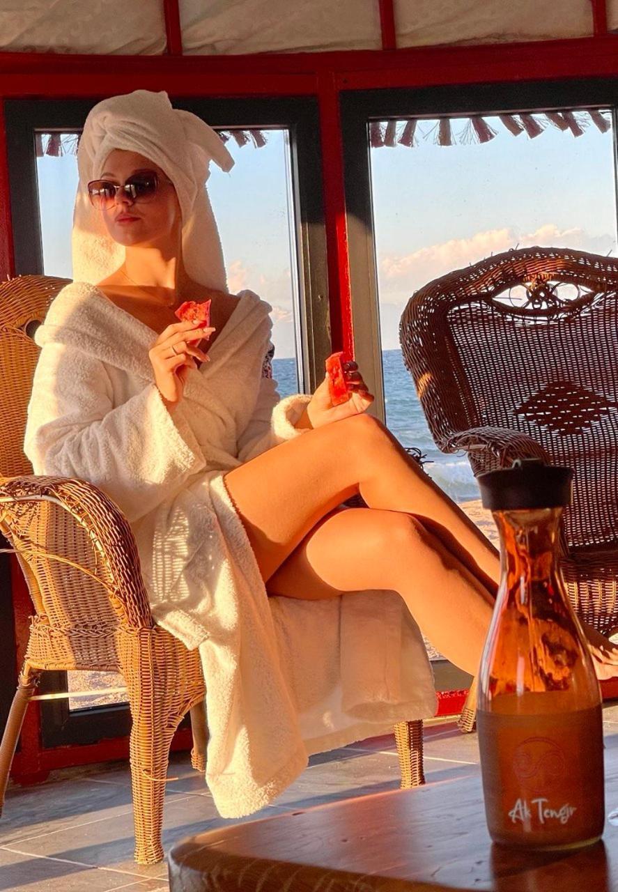 Ak-Tengir Yurt Resort Tossor Bagian luar foto