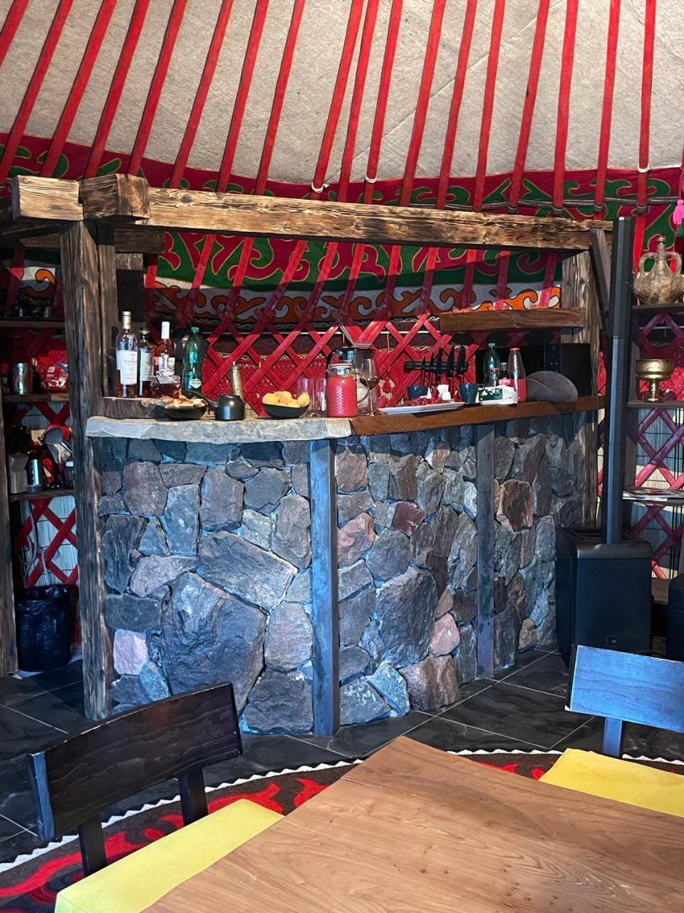 Ak-Tengir Yurt Resort Tossor Bagian luar foto